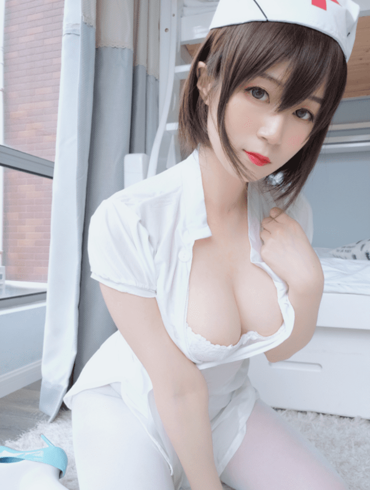白银81–白丝护士小姐姐