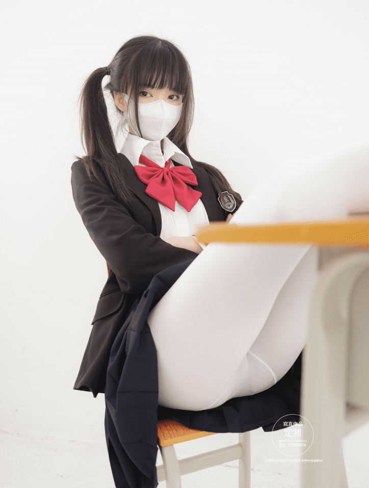「紧急企划」EX-006 见希w 西式jk 白丝
