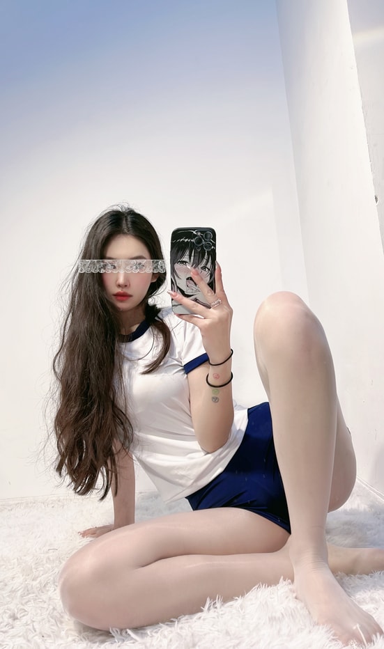 【微密圈】陈佩奇yyyy-红色丘比特