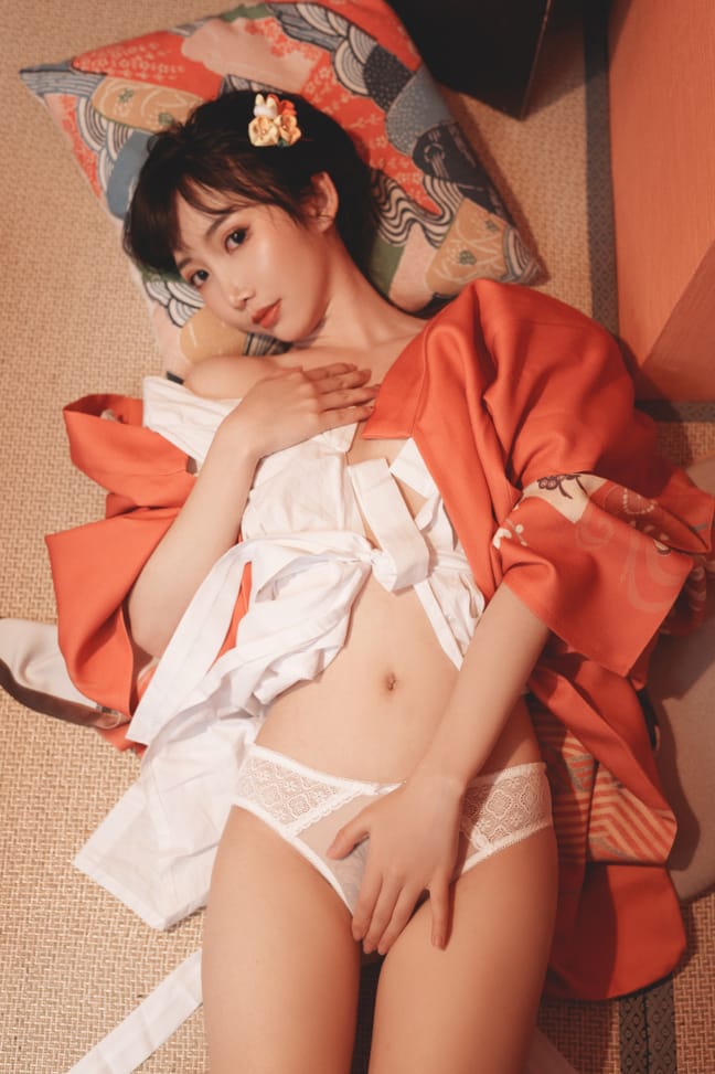 面饼仙儿 NO.129 饼子和服内景