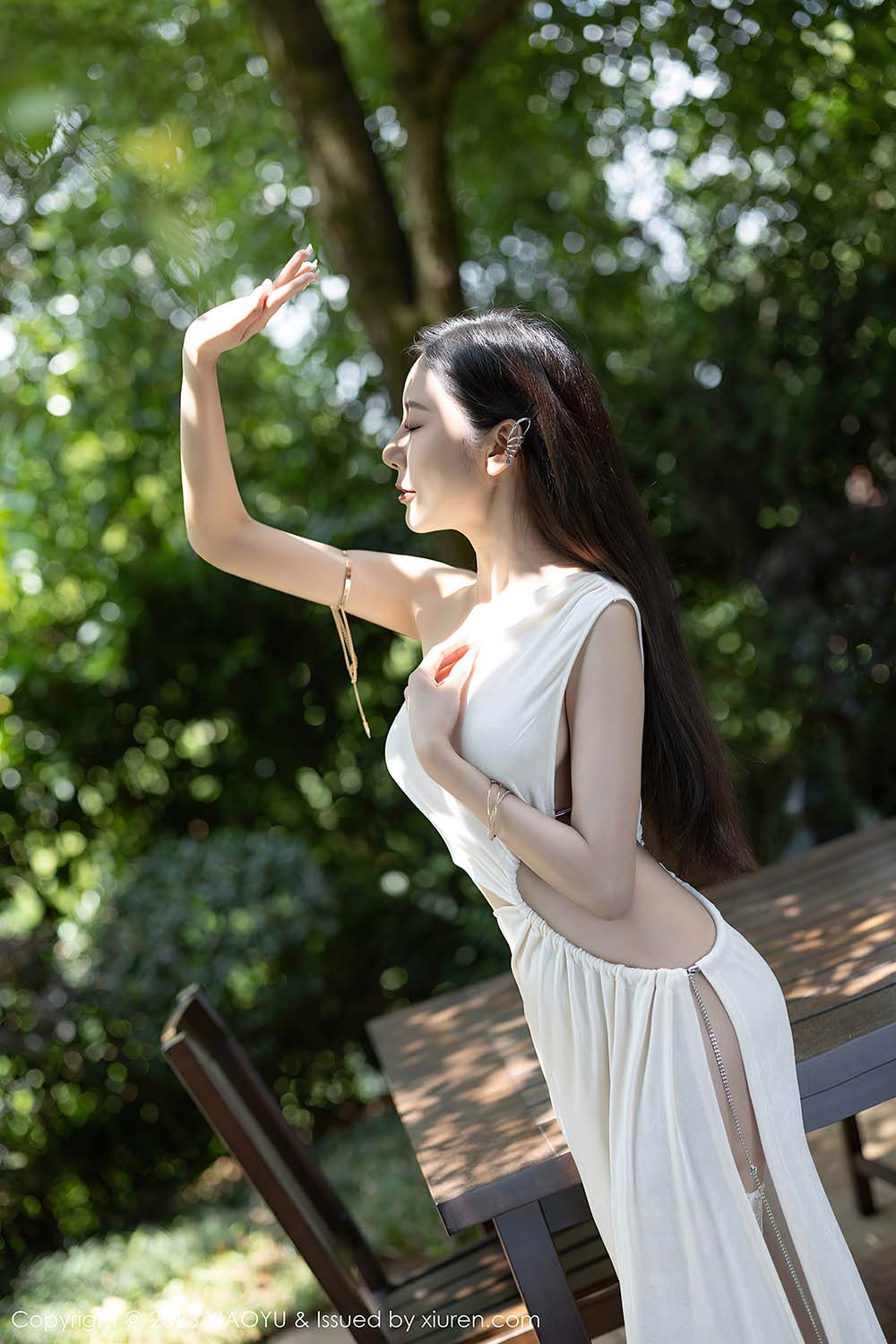 [XIAOYU语画界] VOL.1082 王馨瑶yanni预览图 2