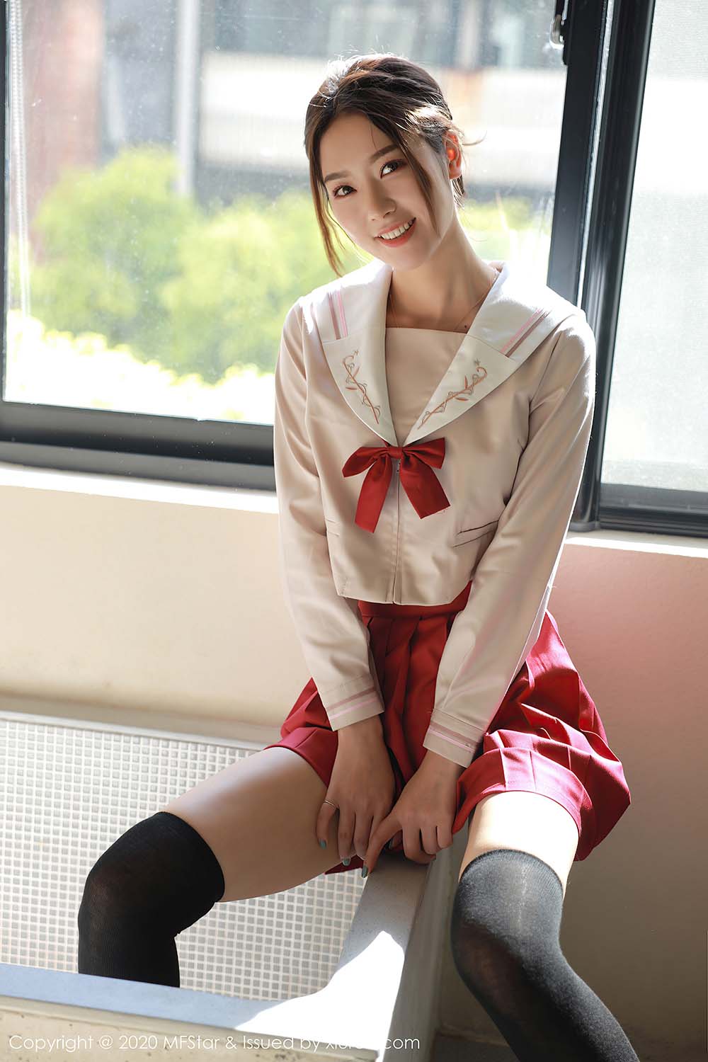 [MFStar模范学院]MF20200706VOL0340 VOL.340 经典JK 方子萱预览图 3