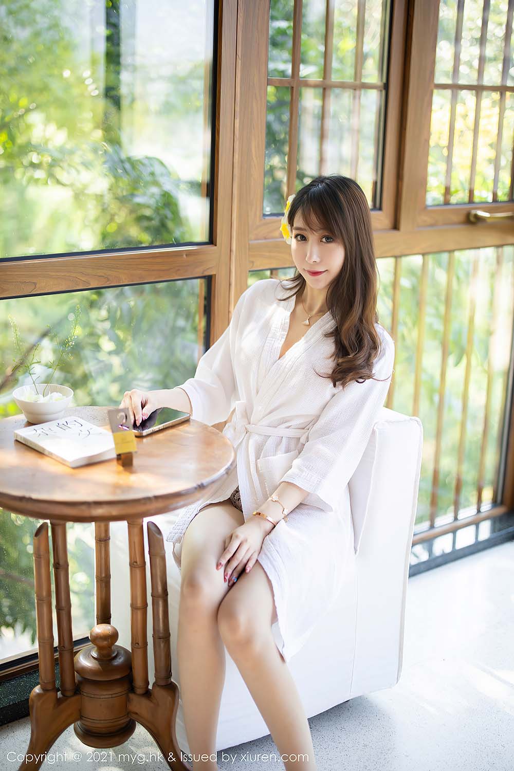 [MyGirl美媛馆] VOL.613 白色镂空服饰 水水er