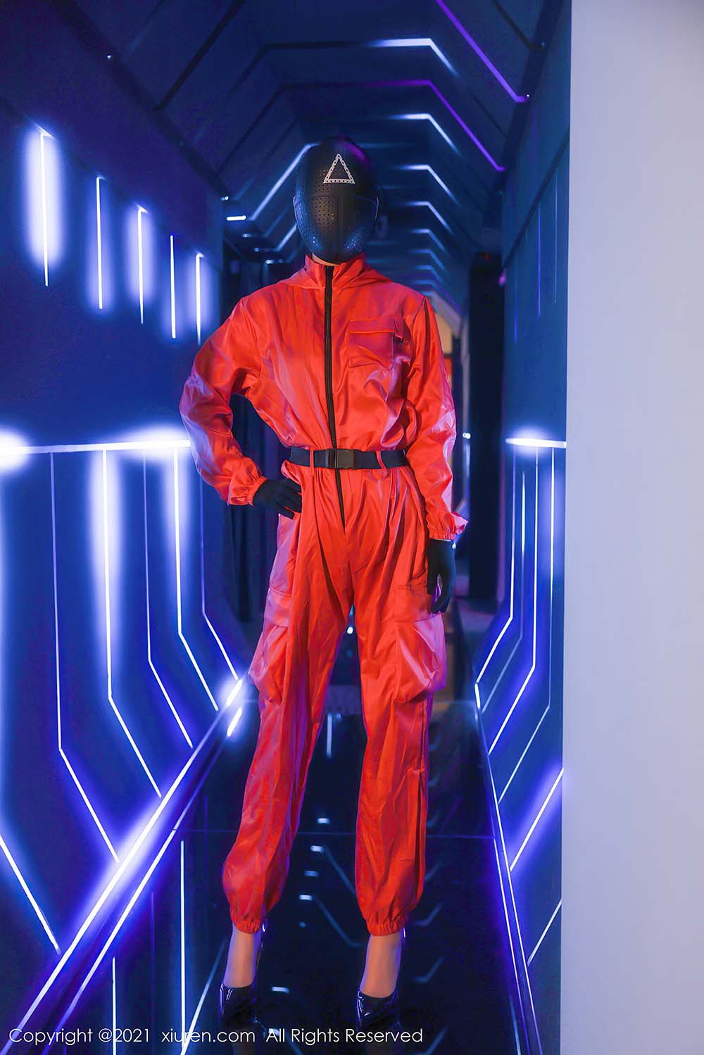 [Xiuren秀人网] NO.4266 超时空色彩视觉魅惑体验 李雅柔182CM