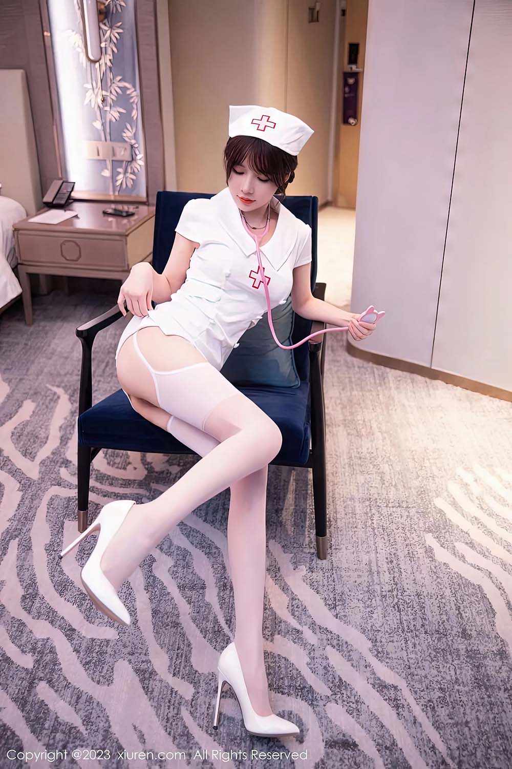 [Xiuren秀人网] NO.6221 婠婠么预览图 3