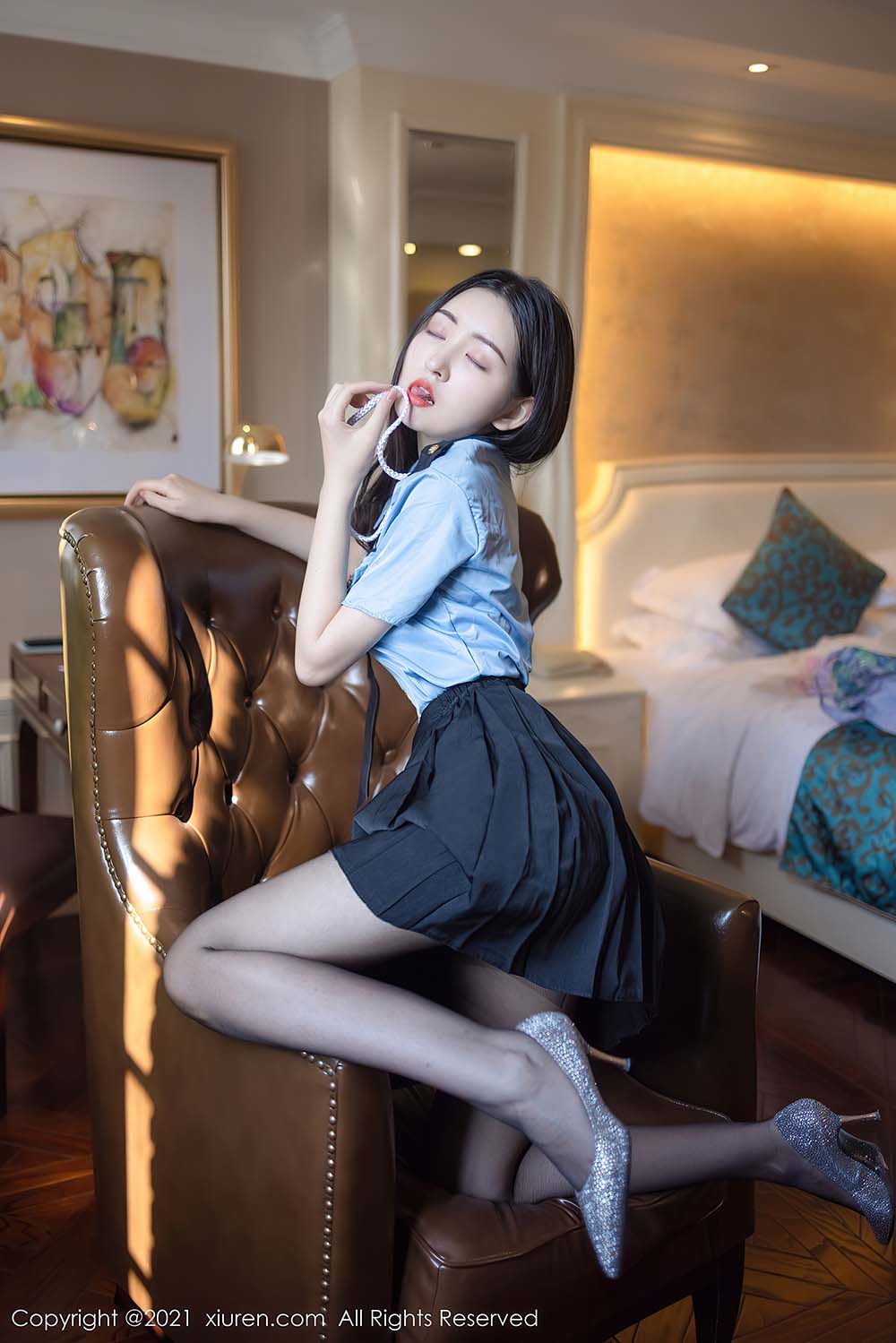 [Xiuren秀人网] NO.4214 飒爽多姿的制服系列 沈梦瑶