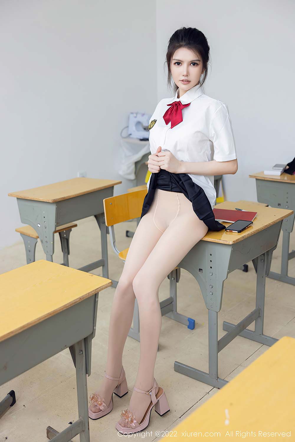 [Xiuren秀人网] NO.5762 媛媛酱belle预览图 3