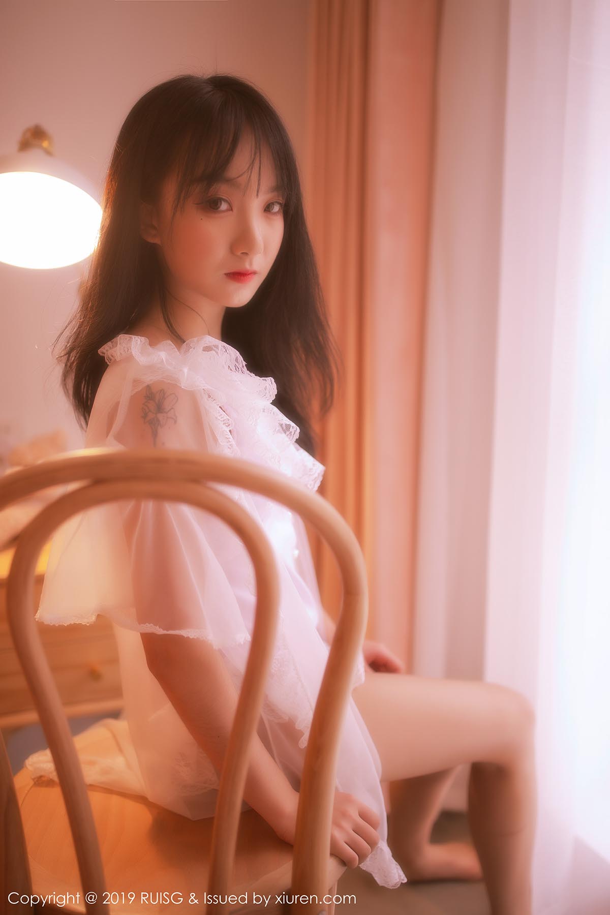 [RuiSG瑞丝馆]RSG20190911VOL0085 VOL.085 梦幻光线与诱人蕾丝 小葡萄miki