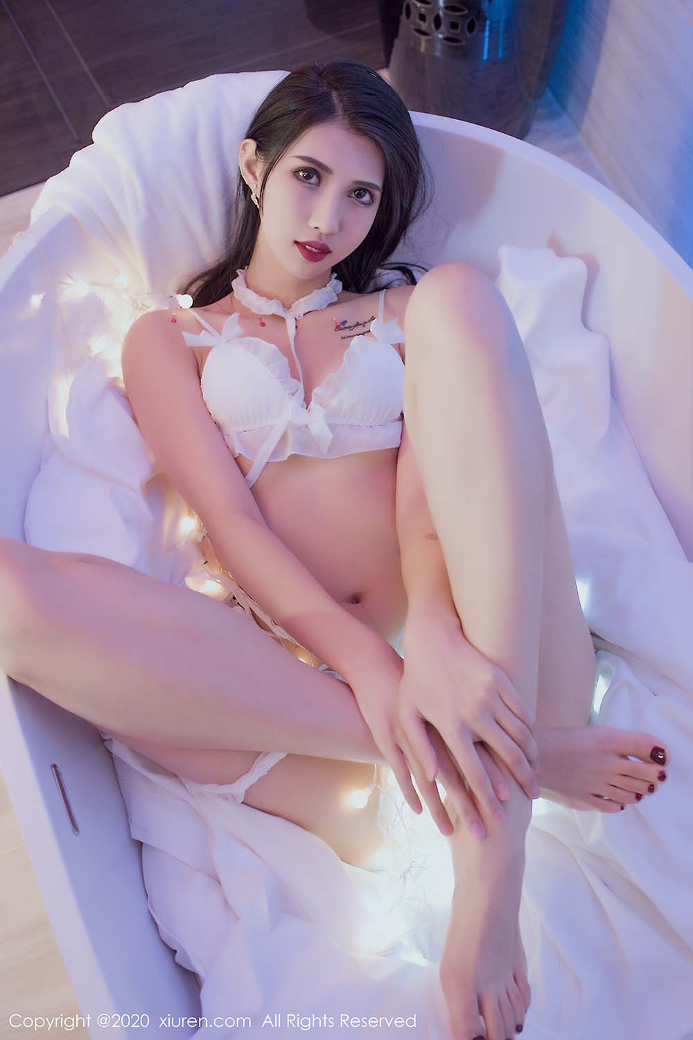 [Xiuren秀人网]XR20200316N02061 NO.2061 无敌修长美腿控 葛征Model预览图 2