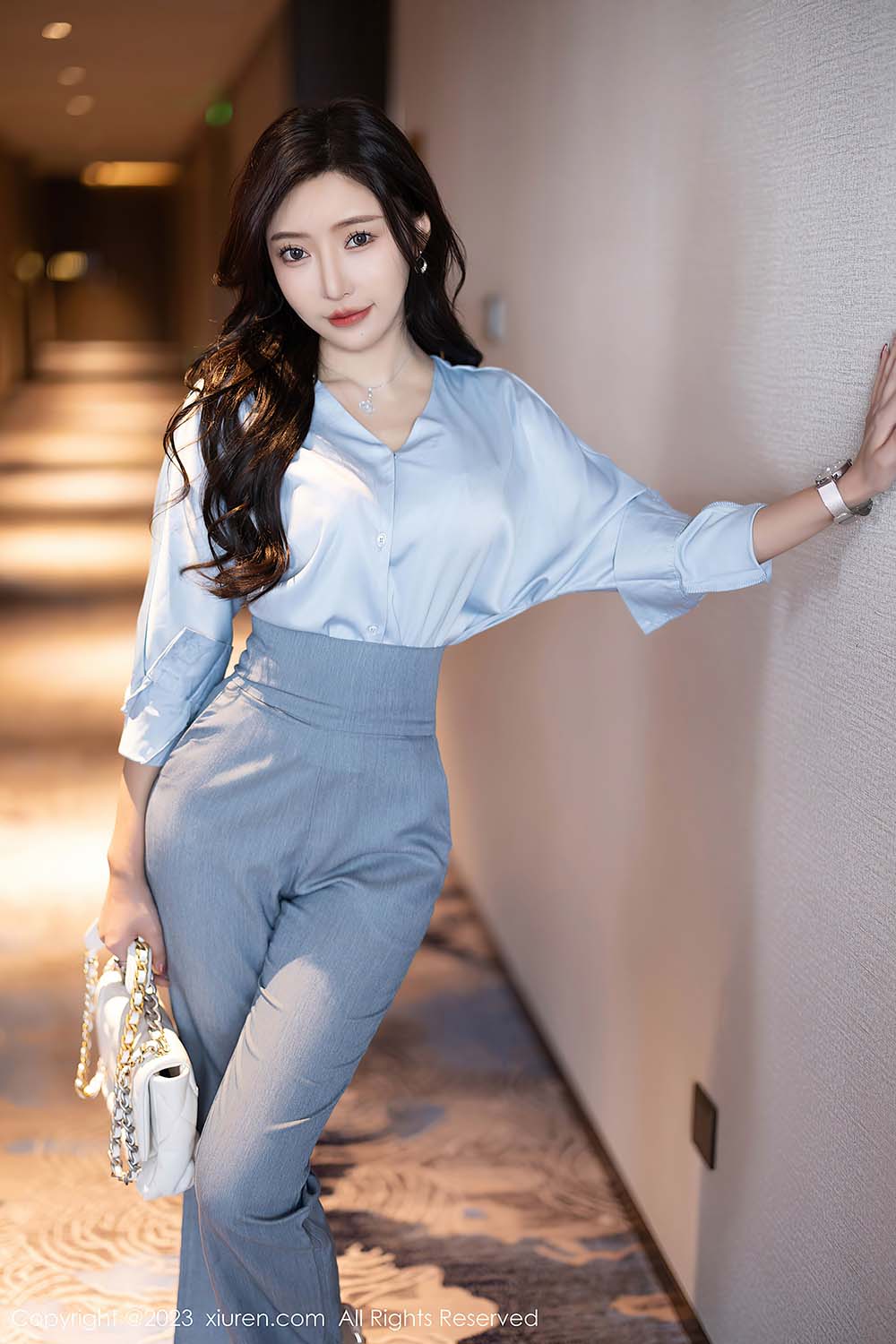 [Xiuren秀人网] NO.7123 王馨瑶yanni