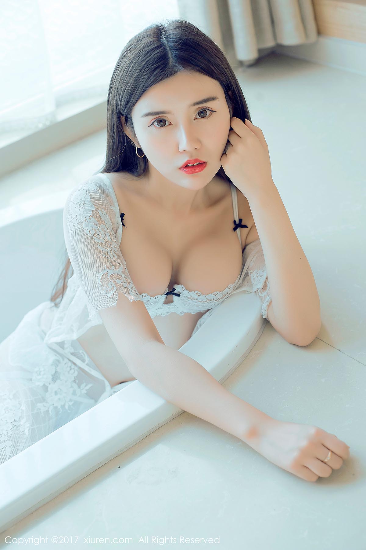 [Xiuren秀人网]XR20170911N00813 NO.813 兔子NINA预览图 2