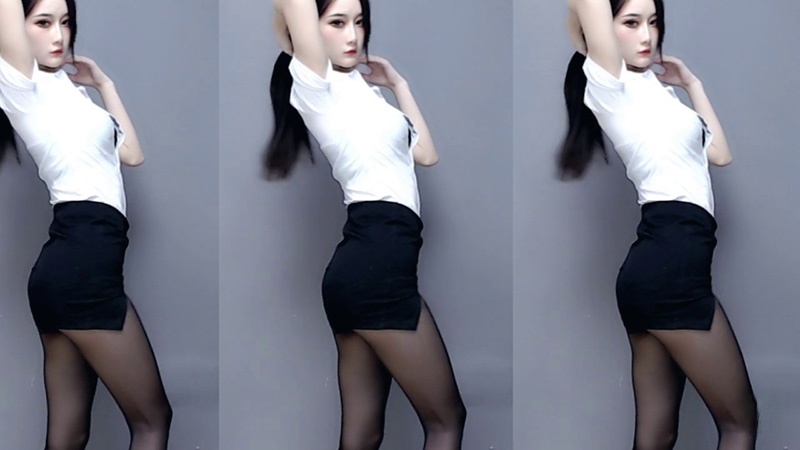 斗鱼直播ella亦亦21年10月原版热舞合集预览图 3