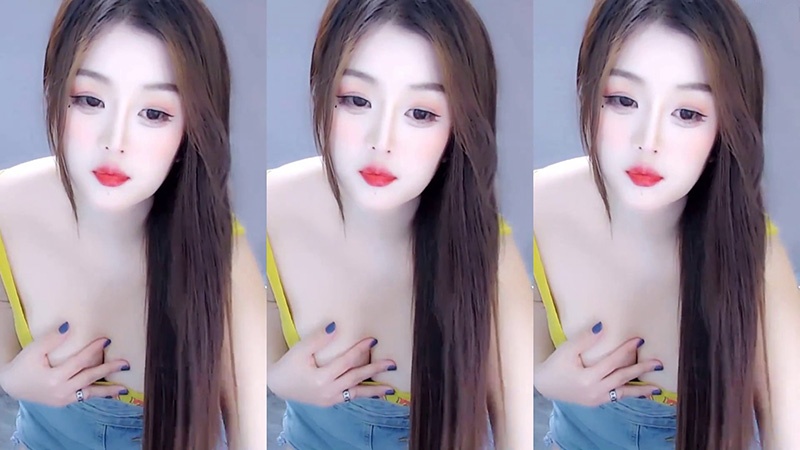 网易CC青宝超凶妞子热裤热舞