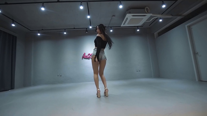 韩国女团LaySha金高恩Solo热舞Boi B- Horangnabi编舞预览图 3