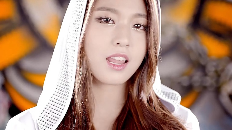韩国女团 AOA - 猫步轻俏 Like a Cat预览图 2