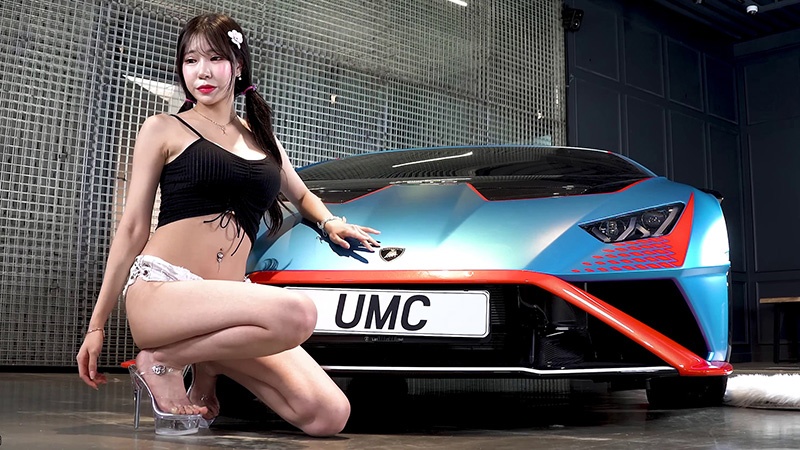 2022年UMC mini车展韩国模特敏哈林Min Harin白色热裤预览图 3