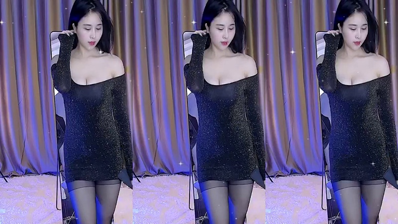 虎牙主播妙妙鱼土豪钞票枪定制合集预览图 2