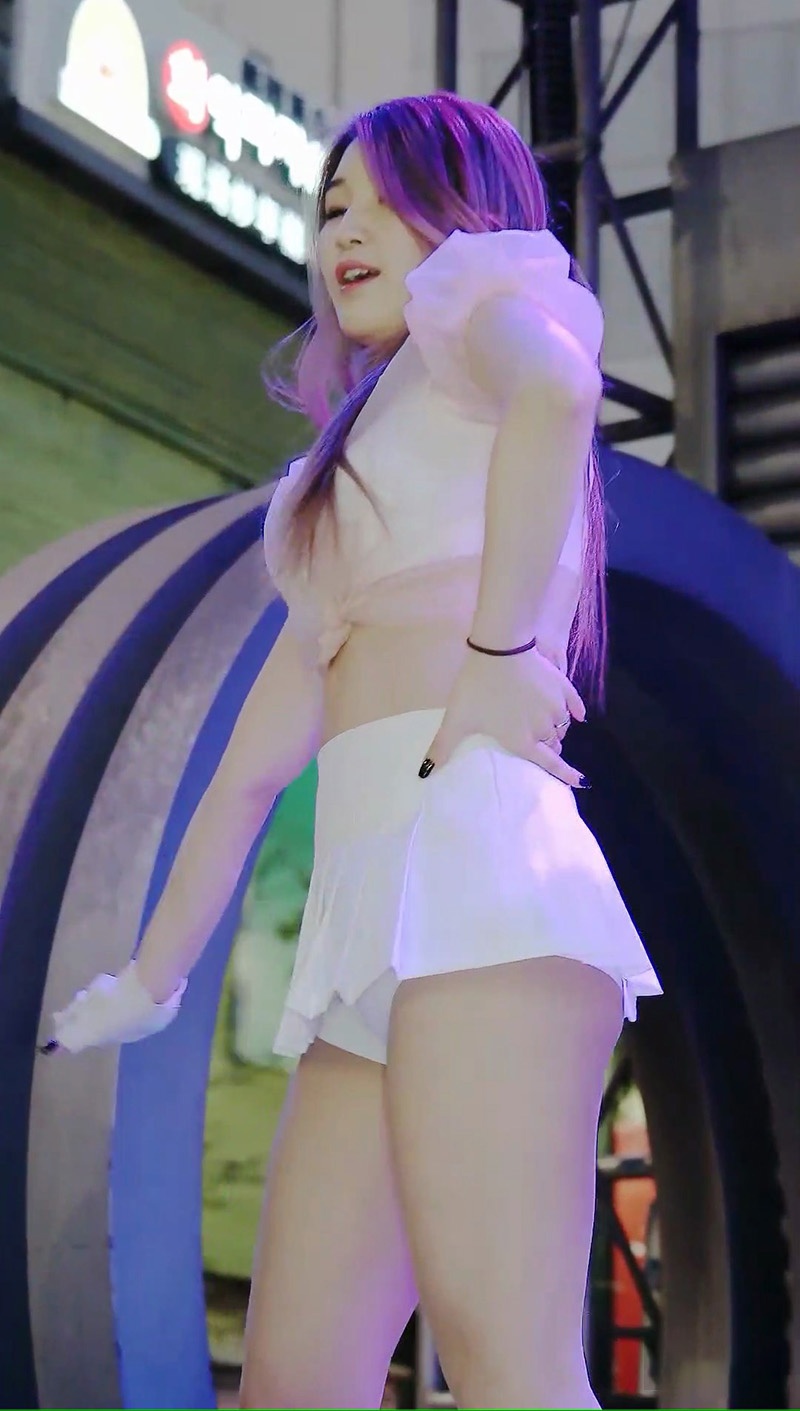韩国女团BMS (Sooyeon) - Muah_April 东大门表演预览图 3