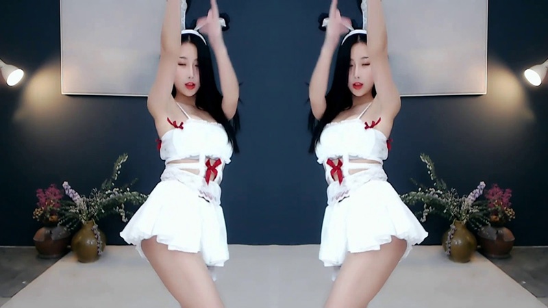 斗鱼/B站主播小深深儿舞蹈合集预览图 9