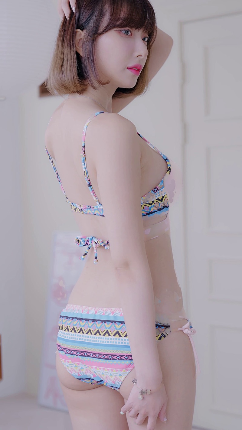Lookbook模特李那贤Lee Dayeon花色比基尼bikini预览图 4