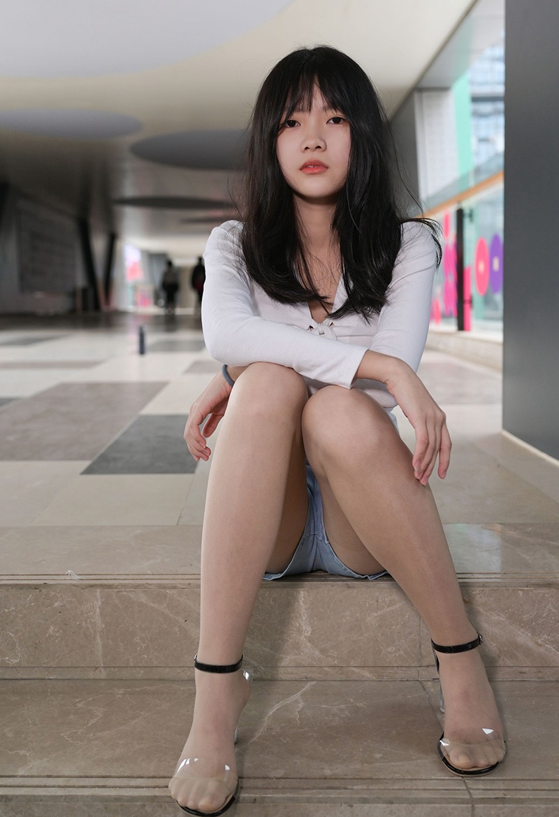 F177.热裤的小默默图片视频预览图 4