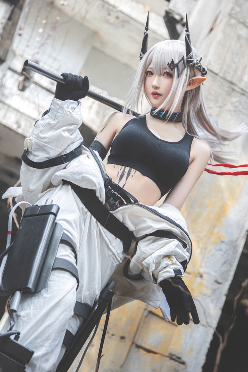 人气小姐姐南宫COSPLAY写真作品合集