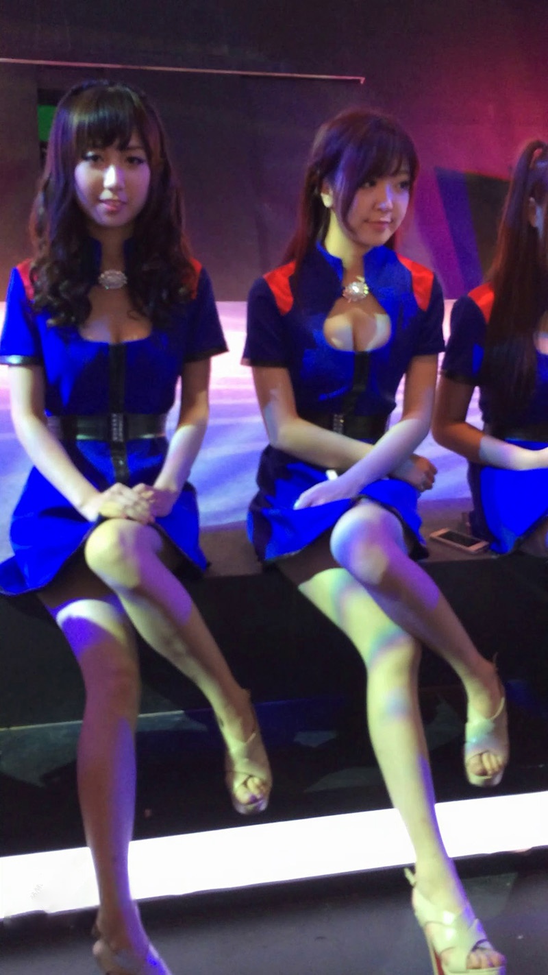 ChinaJoy超级性感修长美腿美女模特2则预览图 3