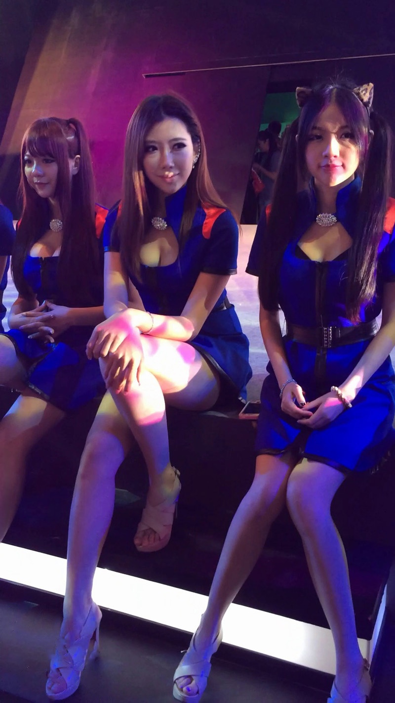 ChinaJoy超级性感修长美腿美女模特2则预览图 4