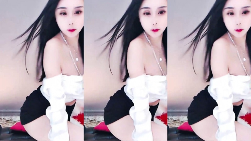 网易cc主播小妮儿抖胸抖臀热舞合集