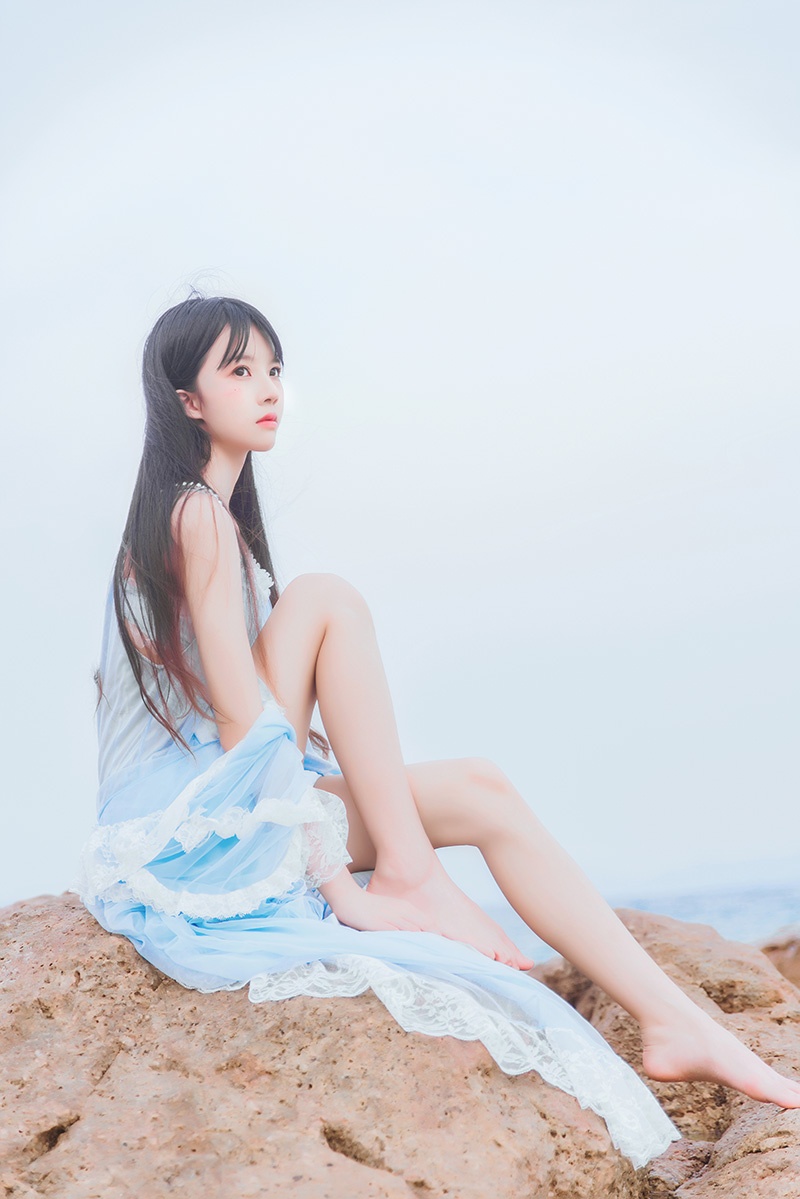 罗莉风COS桜桃喵蓝色长裙预览图 3