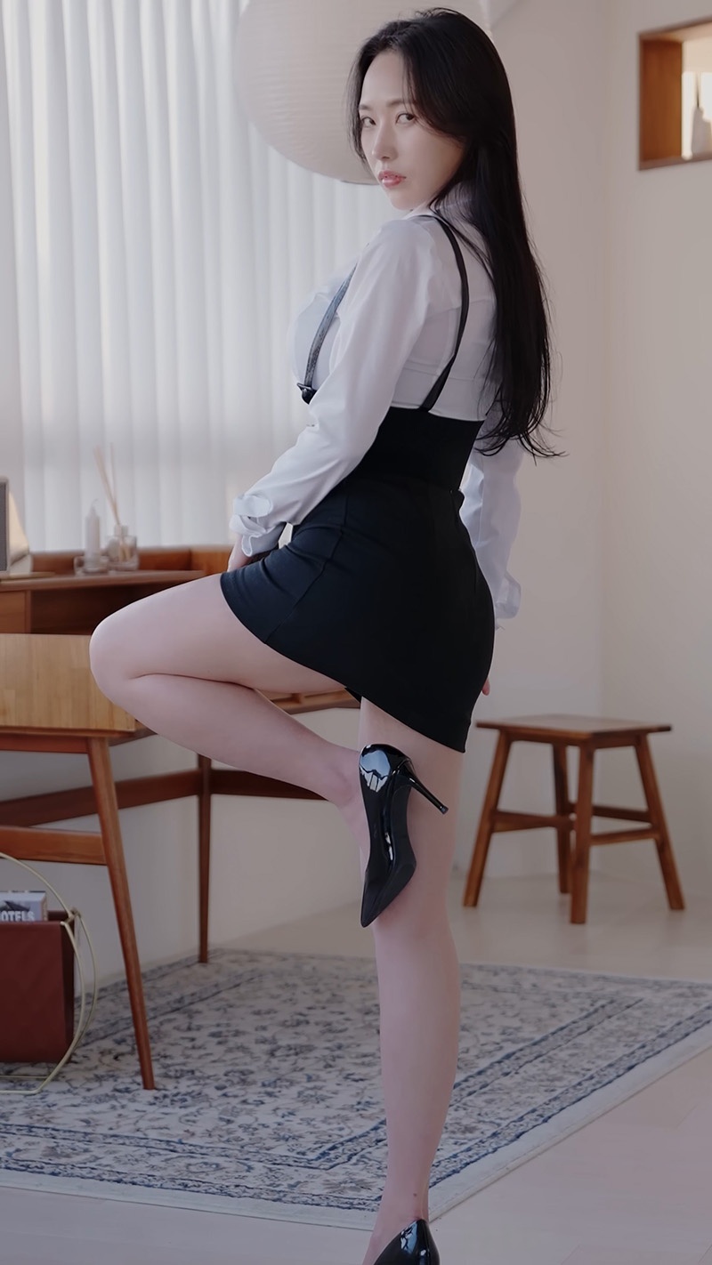Lookbook时装秀模特妍花yeonhwa内衣H罩杯预览图 7