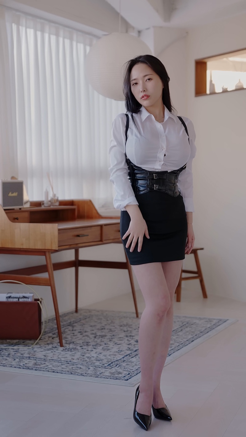 Lookbook时装秀模特妍花yeonhwa内衣H罩杯预览图 8