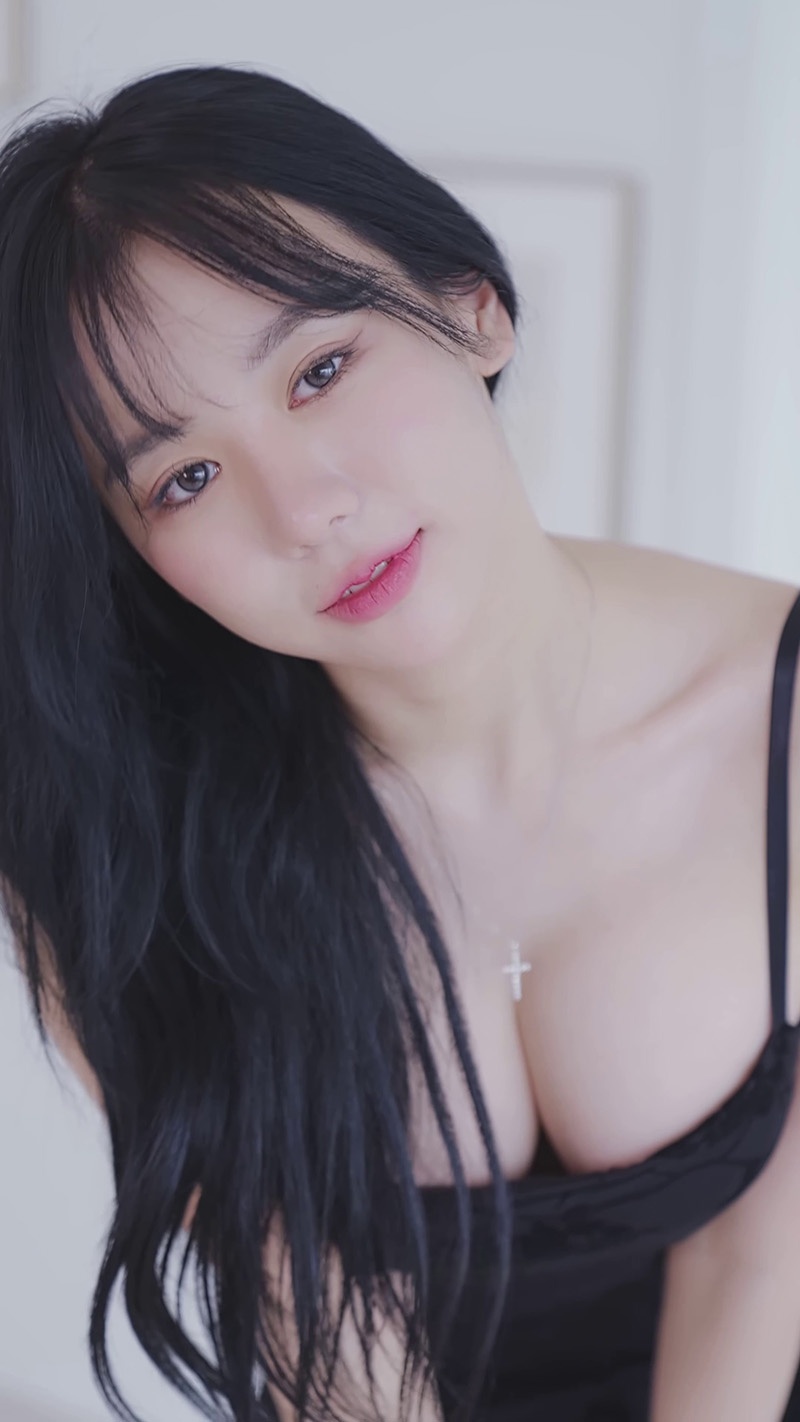 lookbook竖版拍摄Judy性感裙装内衣室内拍摄3则预览图 2