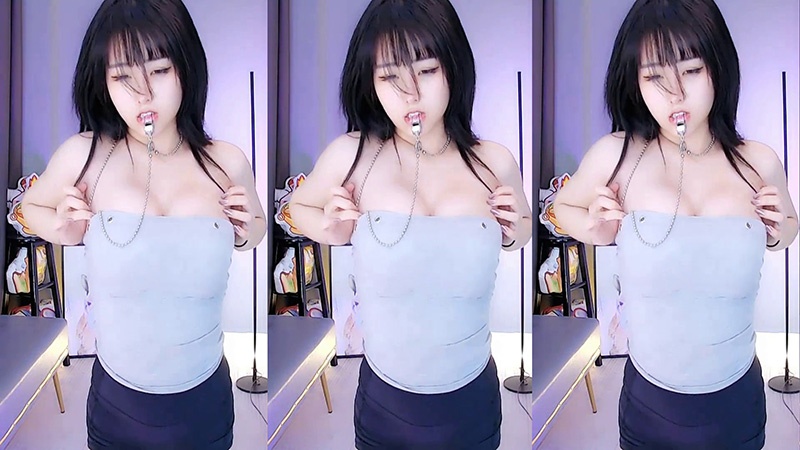 虎牙直播沪娱许许性感热舞无水印合集一预览图 3