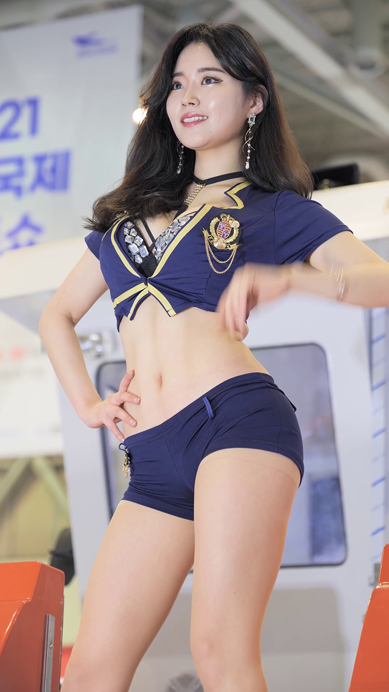 性感车模洪智恩홍지은 Hong Jieun展会写真预览图 8