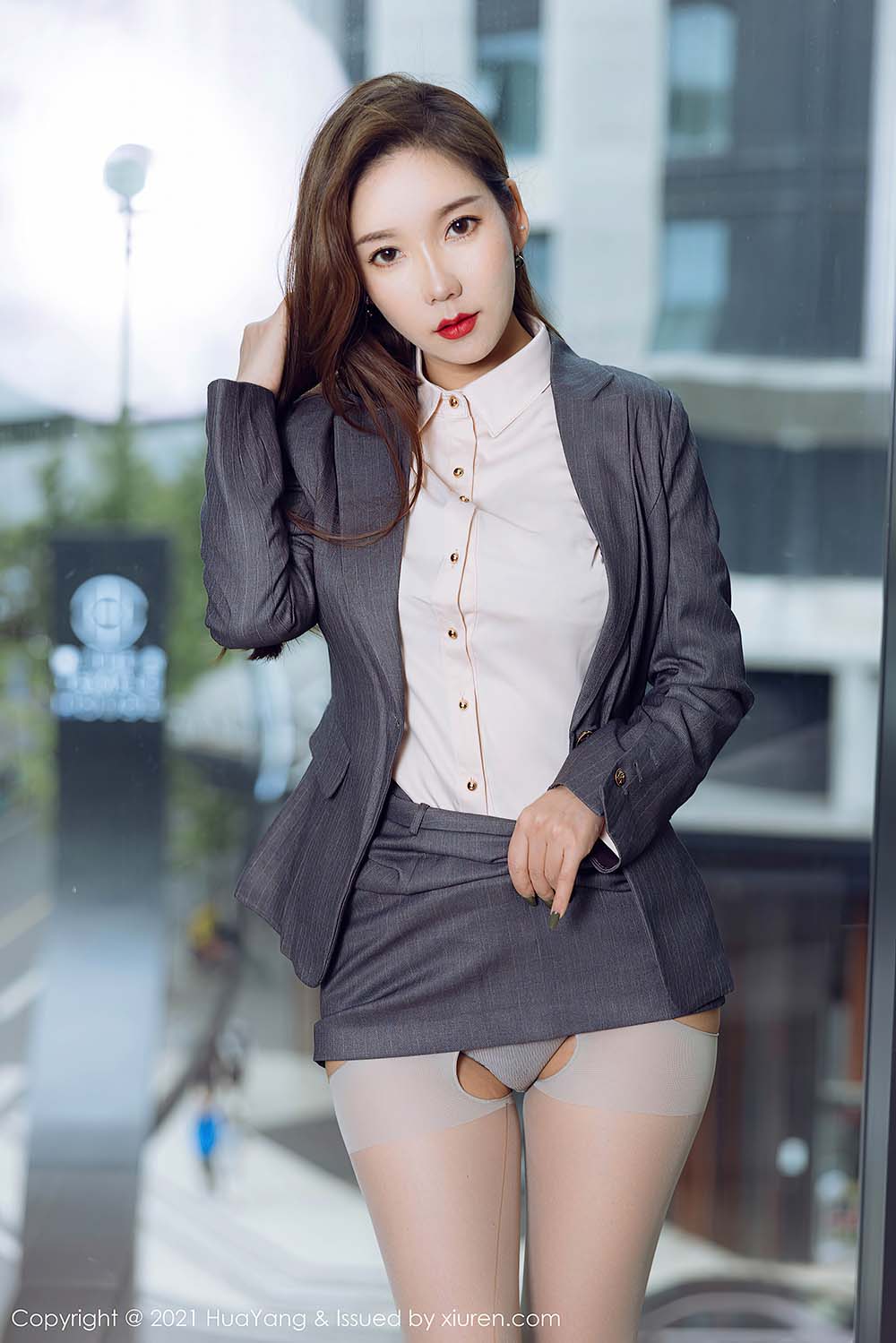 [HuaYang花漾show] VOL.470 性感内衣丝袜 艾静香预览图 2
