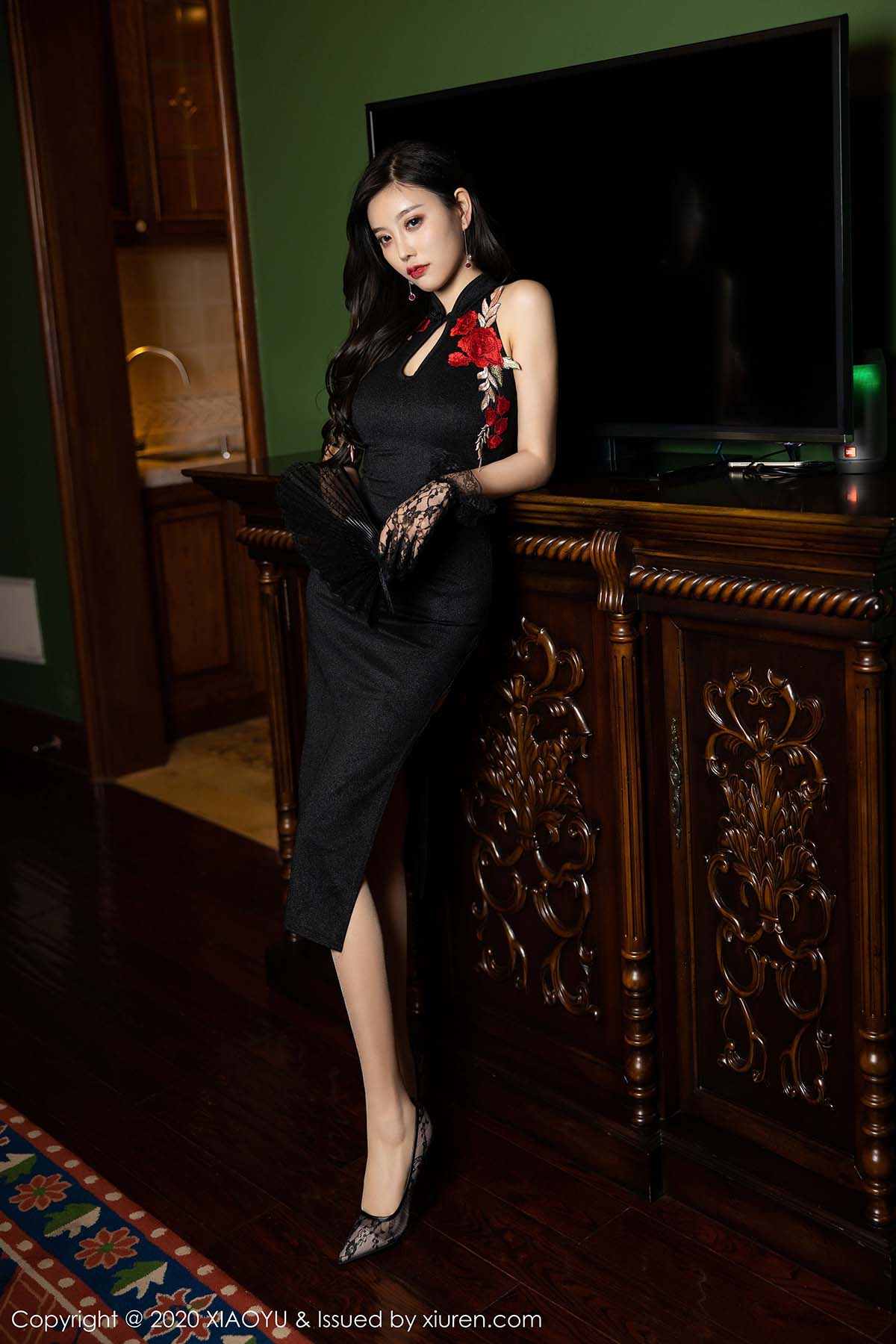 [XIAOYU语画界]YU20200121VOL0241 VOL.241 旗袍与现代性感蕾丝吊袜 杨晨晨sugar