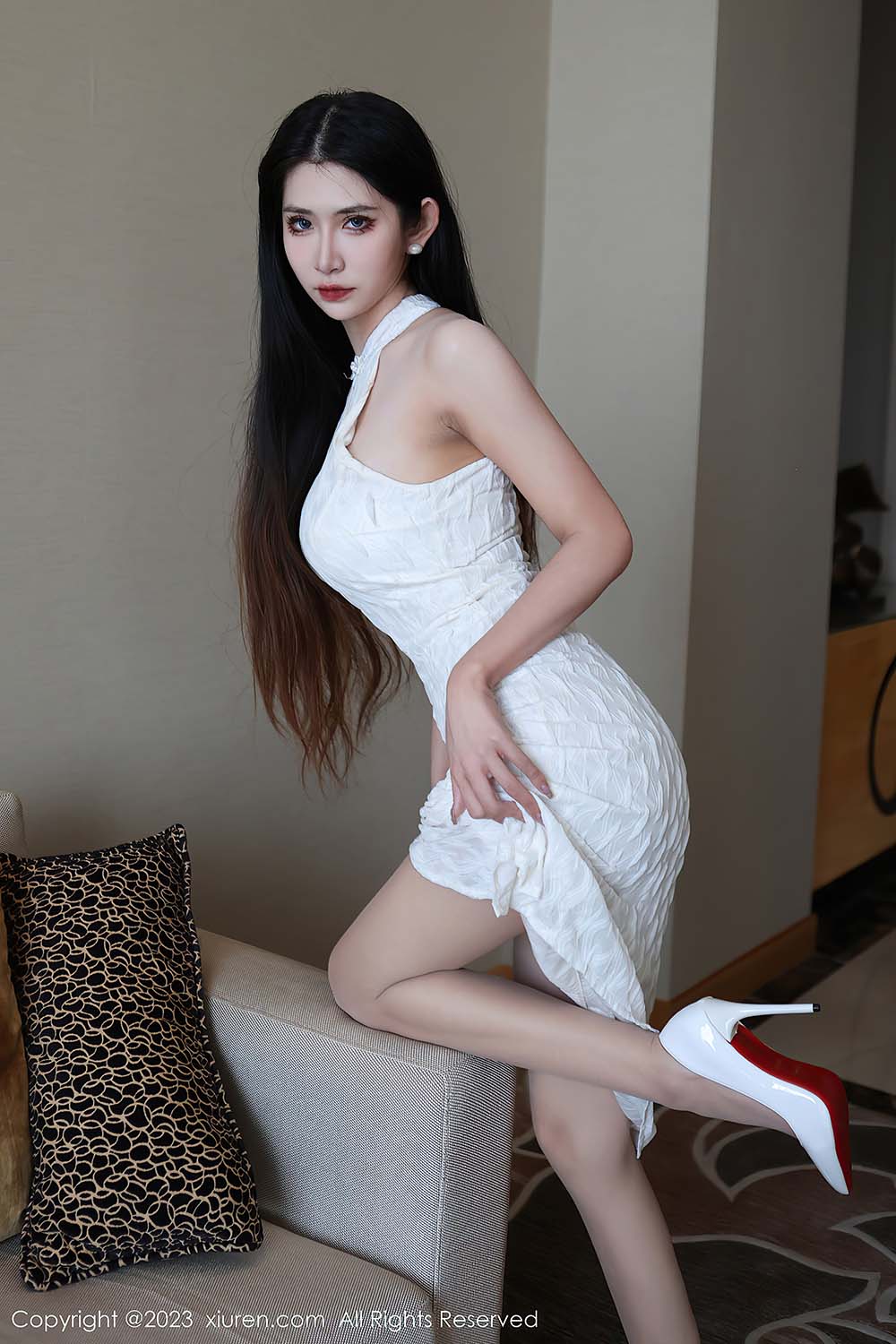 [Xiuren秀人网] NO.6438 依娜Yina预览图 2