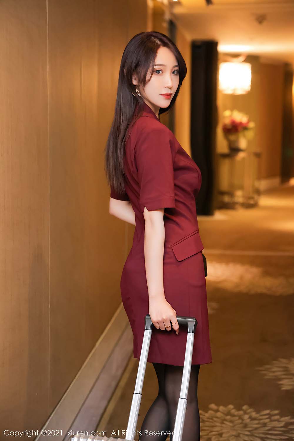 [Xiuren秀人网] NO.3863 周慕汐baby预览图 3