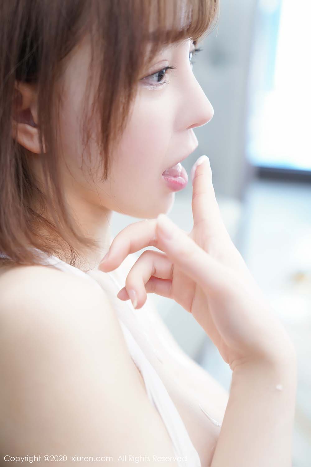 [Xiuren秀人网]XR20200331N02115 NO.2115 身材巨好的娇滴滴妹子 UU酱