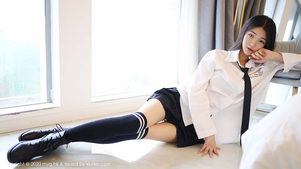 [MyGirl美媛馆]MYG20200506VOL0439 VOL.439 JK制服 Laura张小妮预览图 2