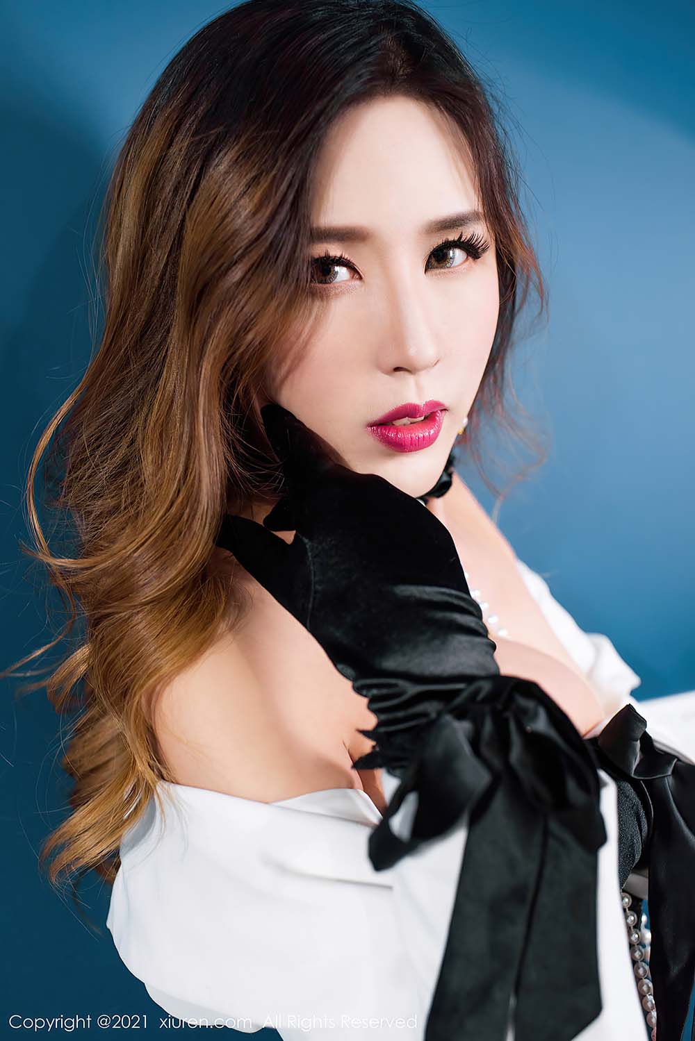 [Xiuren秀人网] NO.3189 Isabelle贵贵预览图 2