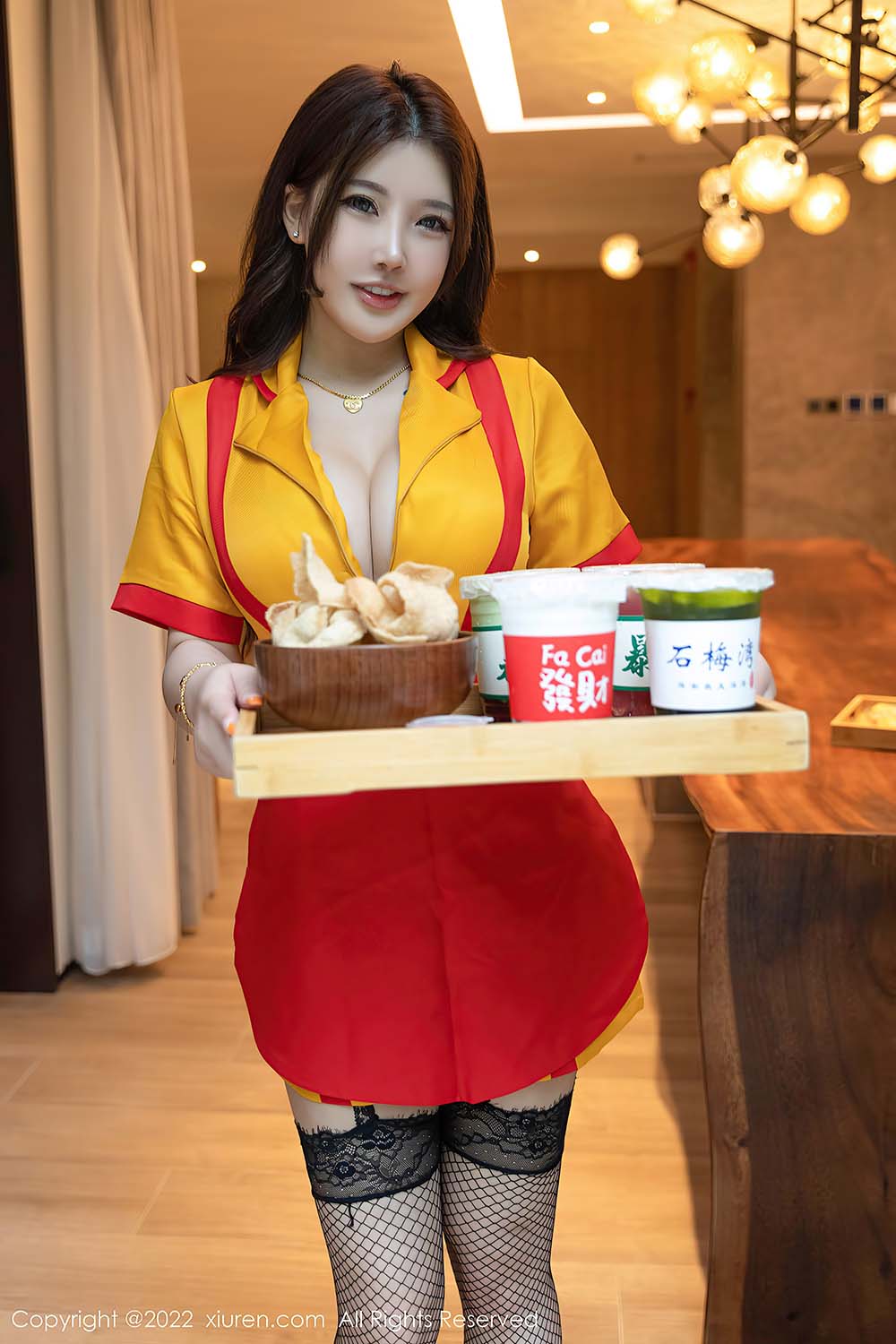 [Xiuren秀人网] NO.5509 小海臀Rena