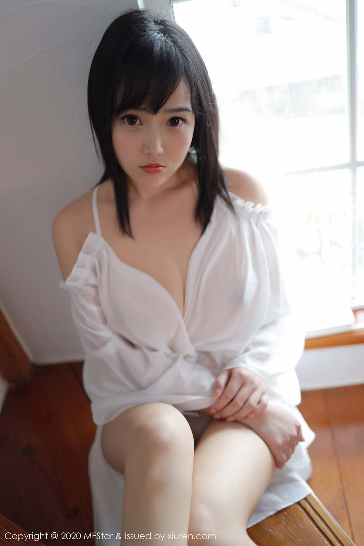 [MFStar模范学院]MF20200119VOL0260 VOL.260 若隐若现的薄透服饰 徐微微mia