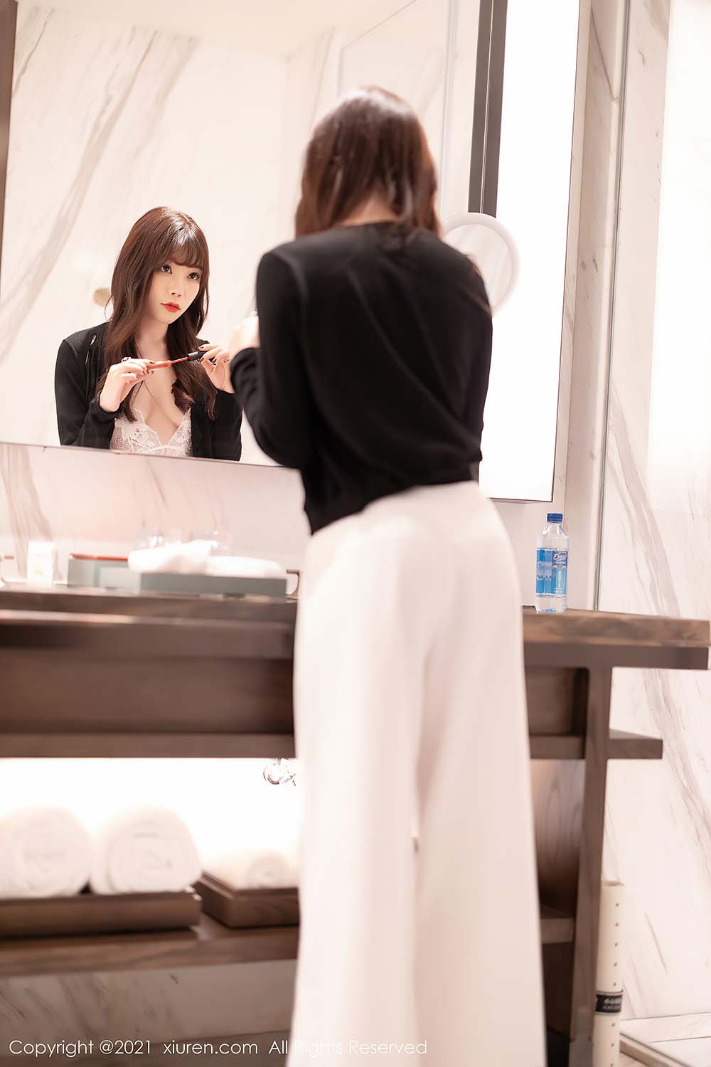 [Xiuren秀人网] NO.3367 芝芝Booty预览图 2