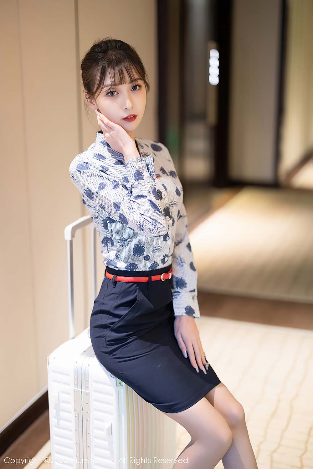 [Xiuren秀人网] NO.4447 空姐制服系列 林星阑预览图 2