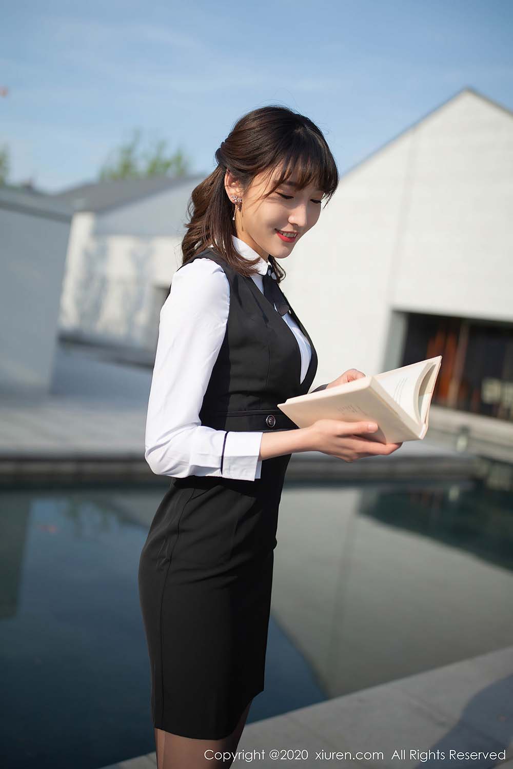 [Xiuren秀人网]XR20200709N02312 NO.2312 陆萱萱 性感制服