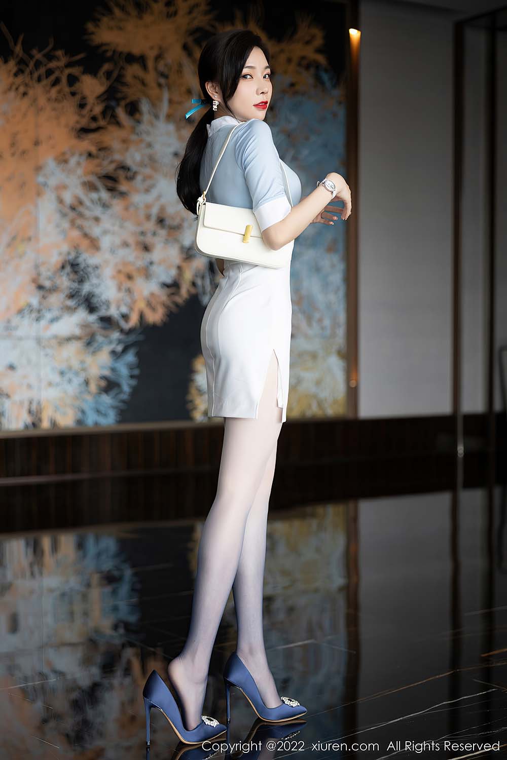 [Xiuren秀人网] NO.5643 徐莉芝Booty预览图 2