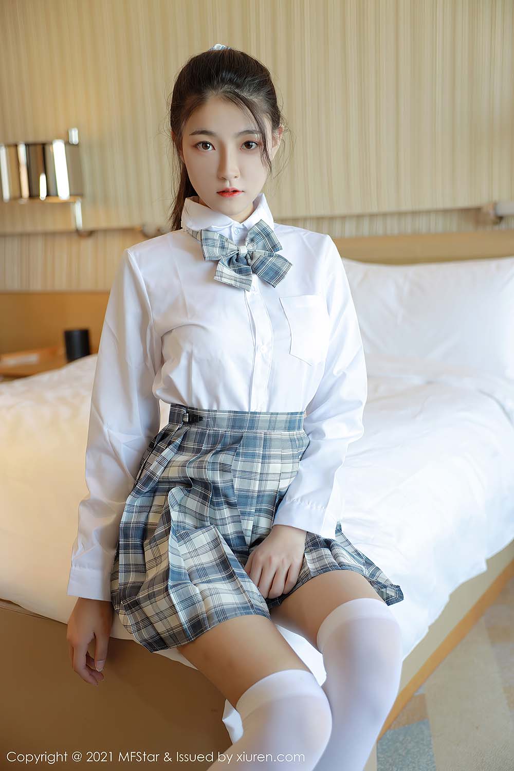 [MFStar模范学院] VOL.448 Laura苏雨彤预览图 3