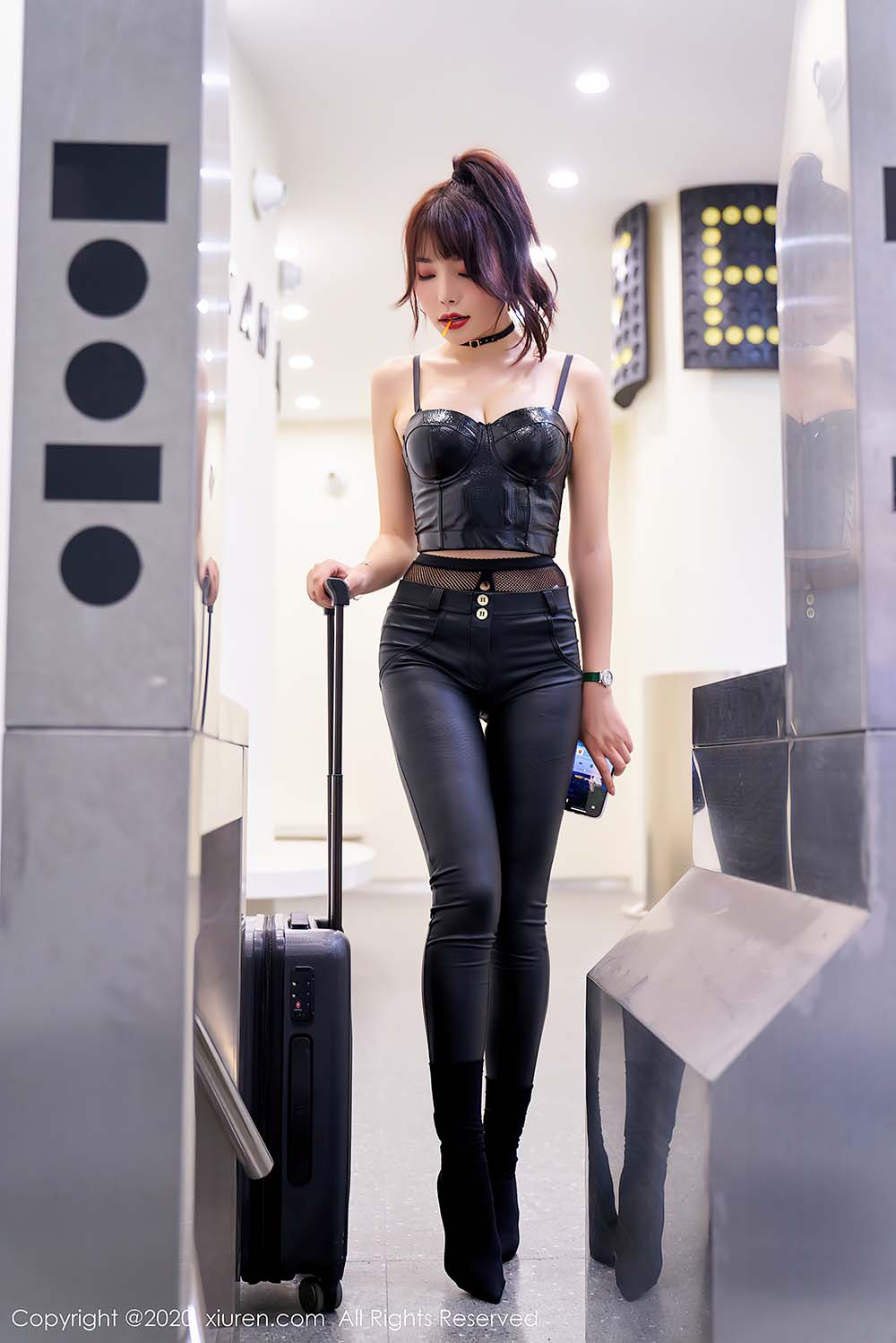 [Xiuren秀人网] NO.2921 芝芝Booty预览图 3
